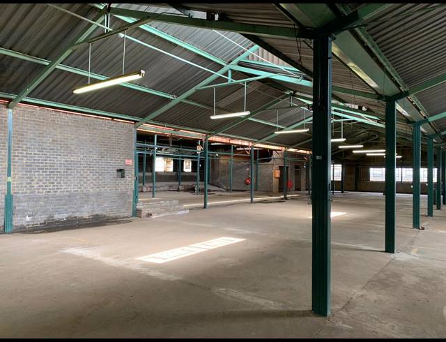 3,000M² WAREHOUSE TO LET IN ANDERBOLT